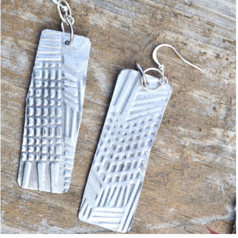 Twin Tower Earrings Rustic Silver Long Dangle - Picture 2 of 3